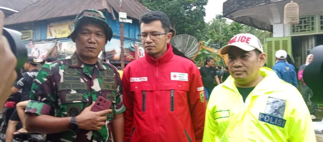 Di Kampung Halaman, Oon Kurnia Ilahi Pimpin Pemulihan Banjir Salayo